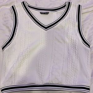 Black and white crop sweater vest